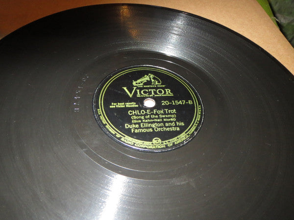 Duke Ellington And His Orchestra : Do Nothin' Till You Hear From Me / Chlo-e (Song Of The Swamp) (Shellac, 10", Ind)