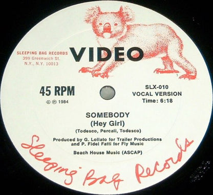 Video : Somebody (Hey Girl) (12", Ltd)