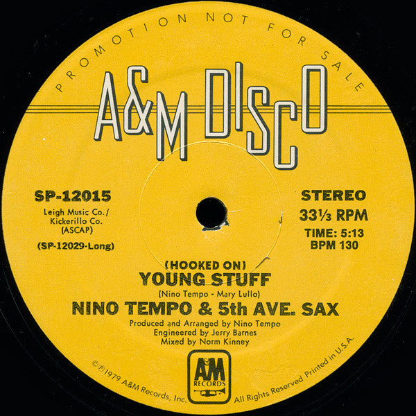 Nino Tempo & 5th Ave. Sax : (Hooked On) Young Stuff (12", Promo, Mon)