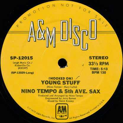Nino Tempo & 5th Ave. Sax : (Hooked On) Young Stuff (12", Promo, Mon)