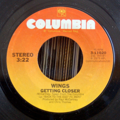 Wings (2) : Getting Closer (7", Single, Styrene, CTH)
