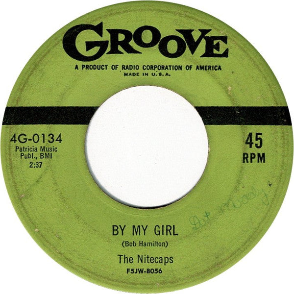 The Nitecaps (2) : A Kiss And A Vow (7", Single)
