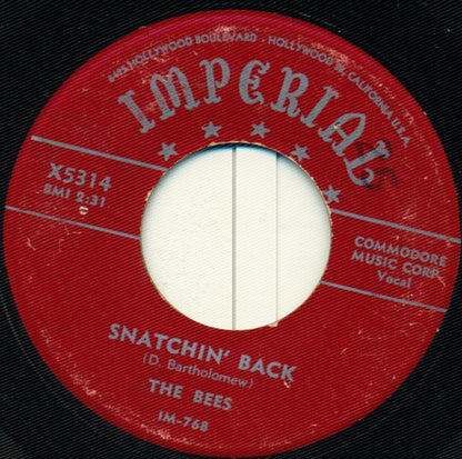 The Bees (14) : Toy Bell / Snatchin' Back  (7", Single)