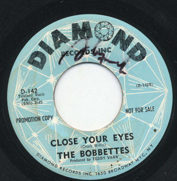 The Bobbettes : Somebody Bad Stole De Wedding Bell (Who's Got De Ding Dong?) / Close Your Eyes (7", Single, Promo)