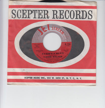 T-Bone Walker : She's A Hit / T-Bones Back (7", Single, Promo, Styrene)