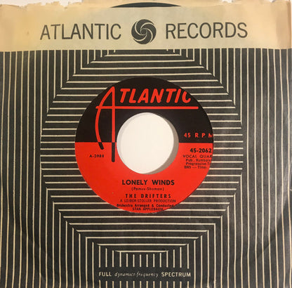 The Drifters : Lonely Winds (7", Single)