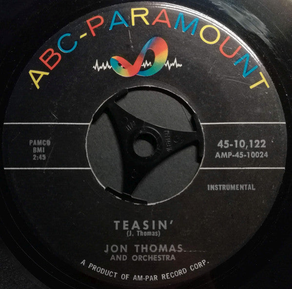 Jon Thomas (3) : Heartbreak (It's Hurtin' Me) / Teasin' (7", Single)