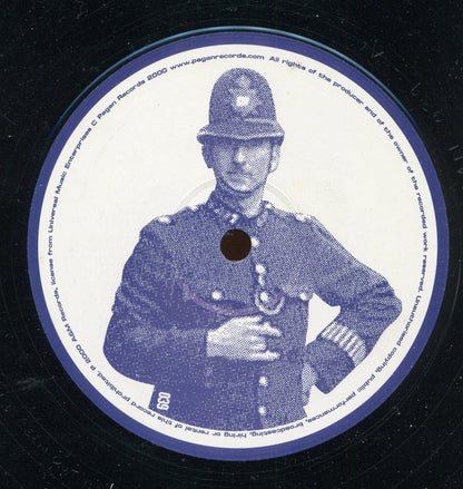 Different Gear Vs. The Police : When The World Is Running Down (You Can't Go Wrong) (12")