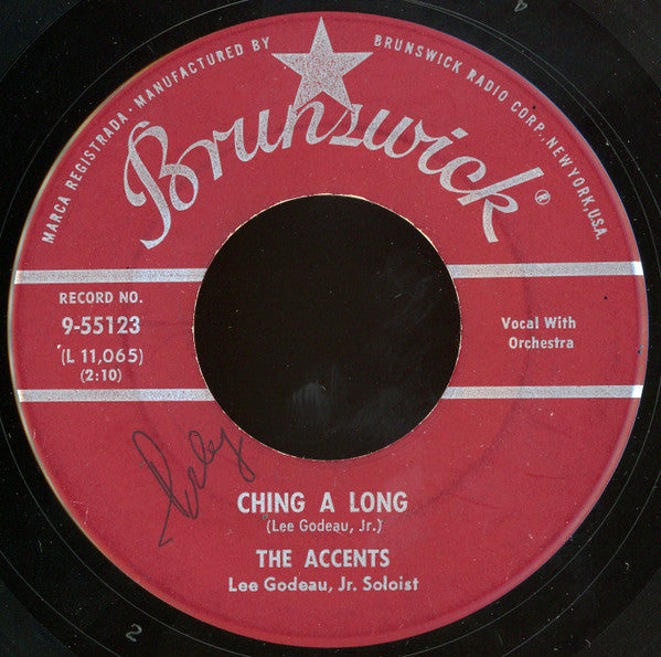 The Accents (9) : Ching A Long / I Give My Heart To You (7")
