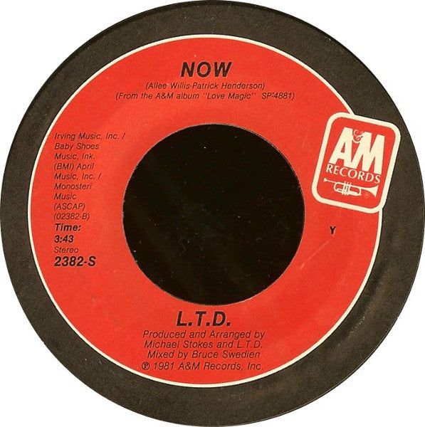 L.T.D. : Kickin' Back (7", Single, Styrene)