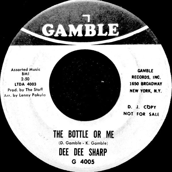 Dee Dee Sharp : The Bottle Or Me (7", Promo)