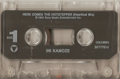 Ini Kamoze : Here Comes The Hotstepper (Cass, Single)