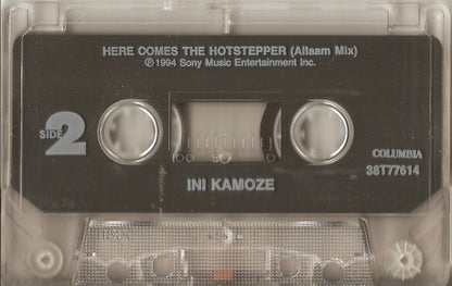 Ini Kamoze : Here Comes The Hotstepper (Cass, Single)