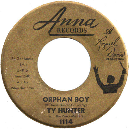 Ty Hunter With  Voice Masters (2) : Orphan Boy (7", Single)