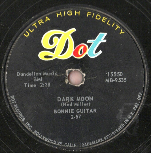 Bonnie Guitar : Dark Moon / Big Mike (Shellac, 10")