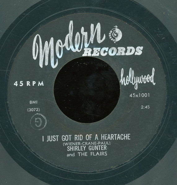 Shirley Gunter And The Flairs : Fortune In Love / I Just Got Rid Of A Heartache (7", Single, Styrene)