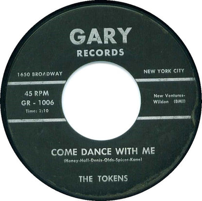 The Tokens (3) : Come Dance With Me / Doom Lang (7", Styrene)