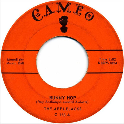 The Applejacks (2) : Bunny Hop / Night Train Stroll (7", Single, Ind)