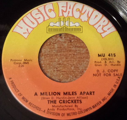 The Crickets (2) : Million Dollar Movie /  A Million Miles Apart (7", Single, Promo)