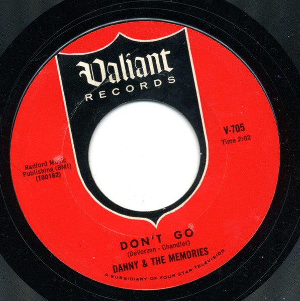 Danny & The Memories : Can't Help Lovin That Girl Of Mine /  Don't Go (7", Styrene)